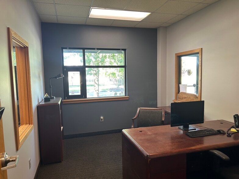 More Photos Of 10-40 Excel Dr, Rochester Industrial For Sale