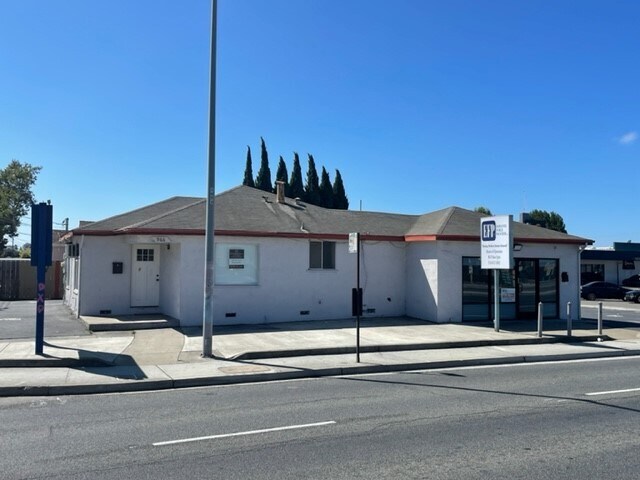 More Photos Of 966 W Winton Ave, Hayward Storefront Retail Residential For Sale