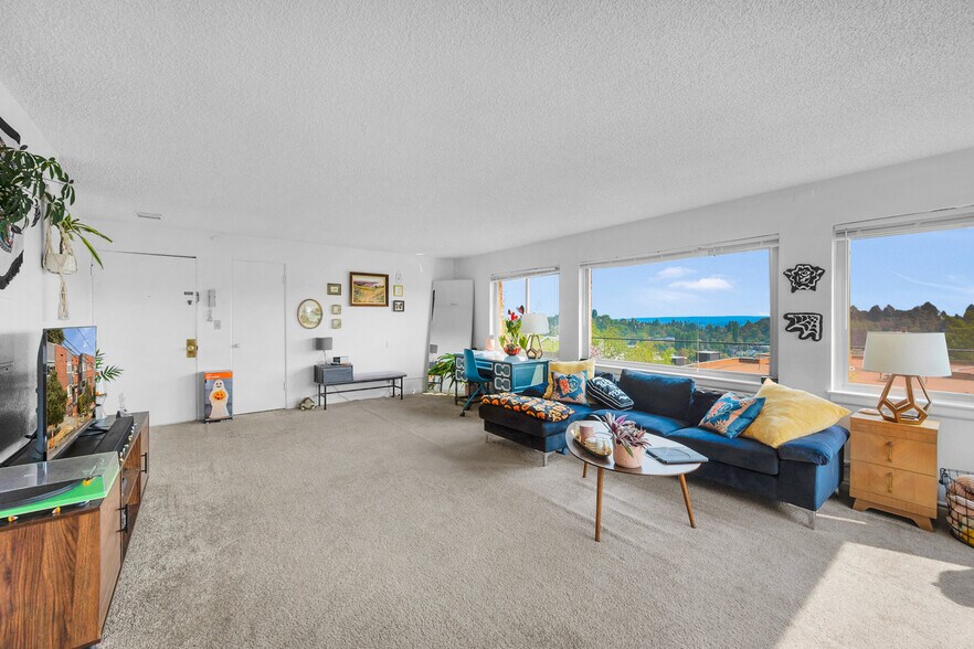 More Photos Of 2424 E Denny Way, Seattle Apartments For Sale