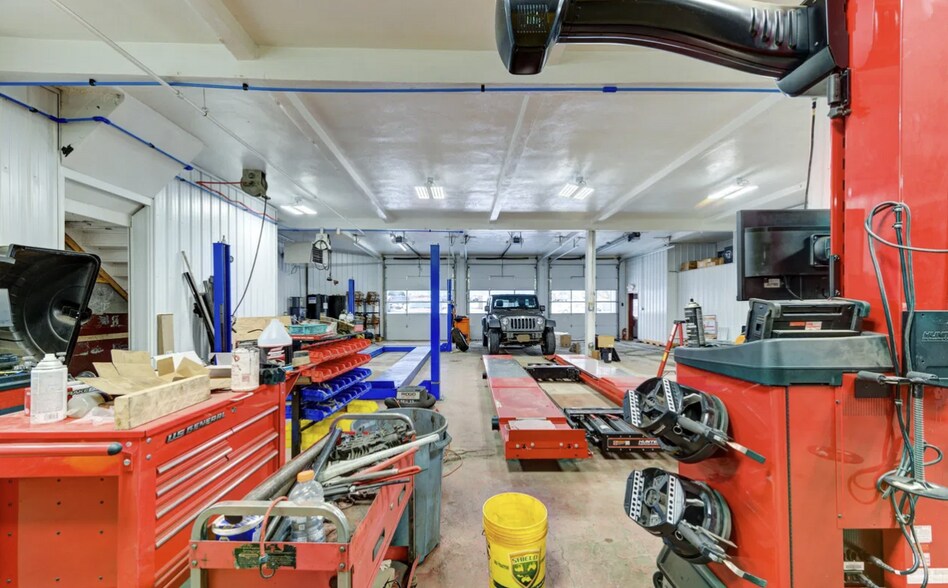 More Photos Of 511 N Perry St, Johnstown General Retail For Sale