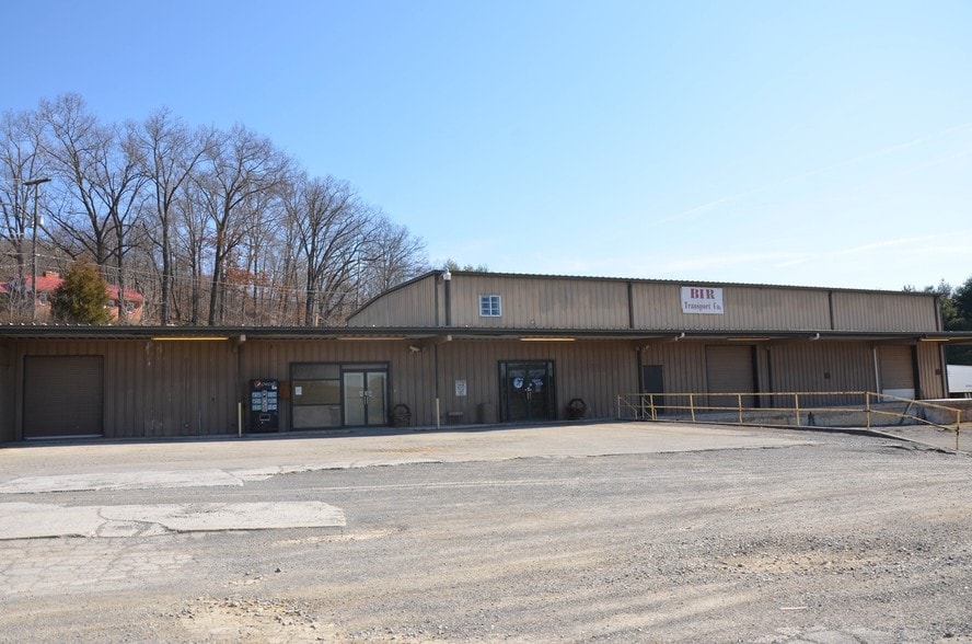 Primary Photo Of 2790 Wysor Rd, Draper Truck Terminal For Sale