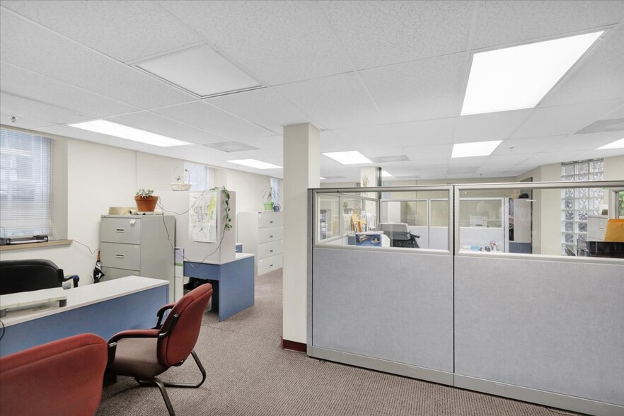 More Photos Of 213 N 5th St, Reading Office For Lease