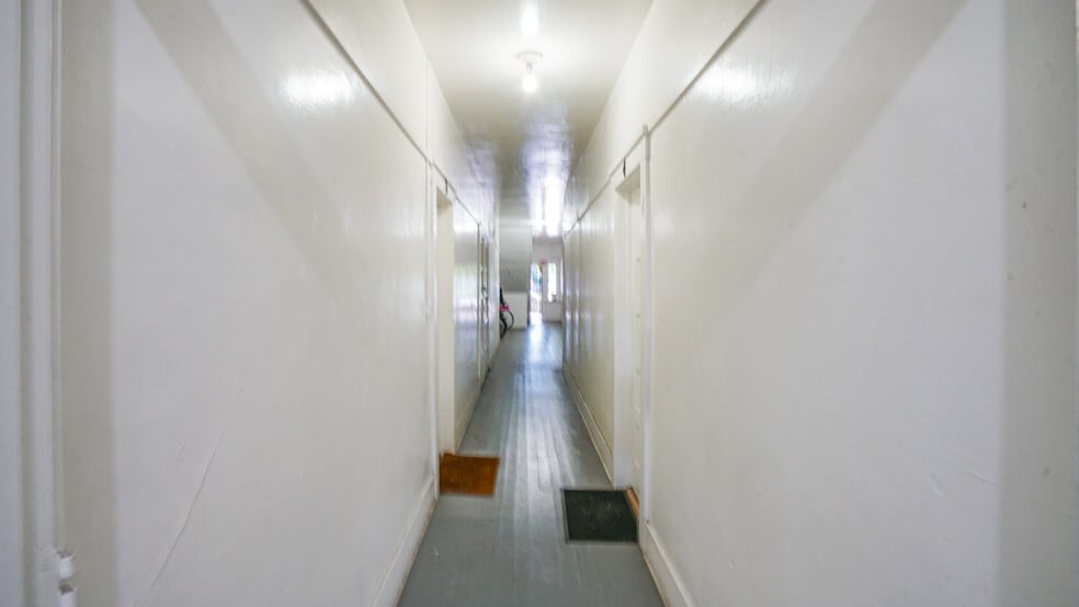 More Photos Of 2617 Jeffries Ave, Los Angeles Apartments For Sale