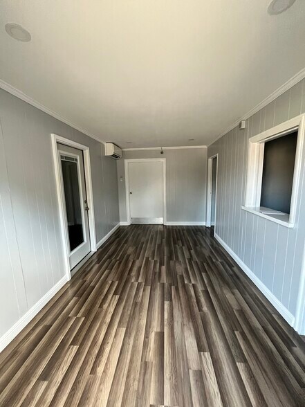 More Photos Of 163 Asten Rd, Clinton Warehouse For Sale