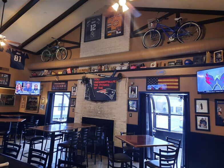 More Photos Of 405 Mendon Rd, Cumberland Restaurant For Sale