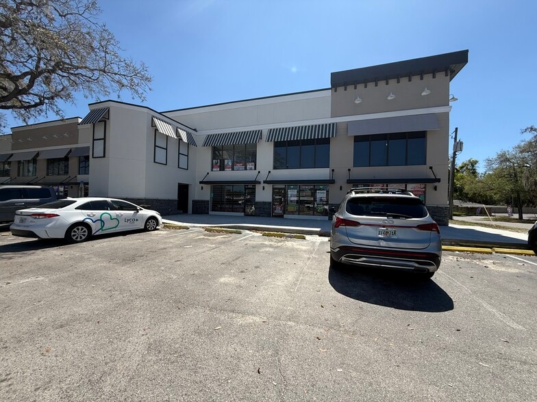 More Photos Of 4815-4817 E Busch Blvd, Tampa Storefront Retail Office For Lease