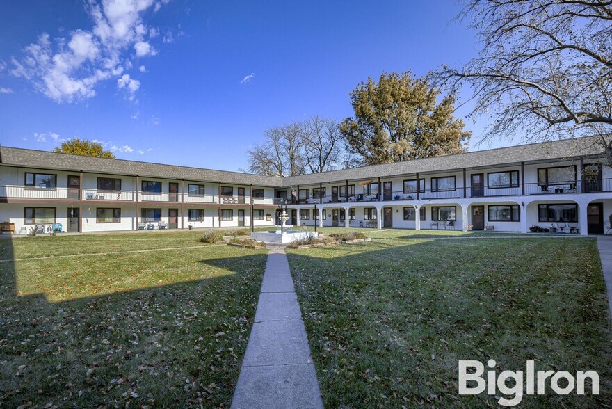 More Photos Of 633 E 10th St, York Apartments For Sale