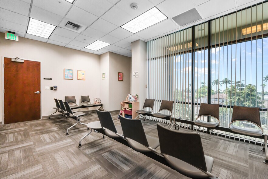 More Photos Of 150 E Holt Blvd, Ontario Medical For Sale