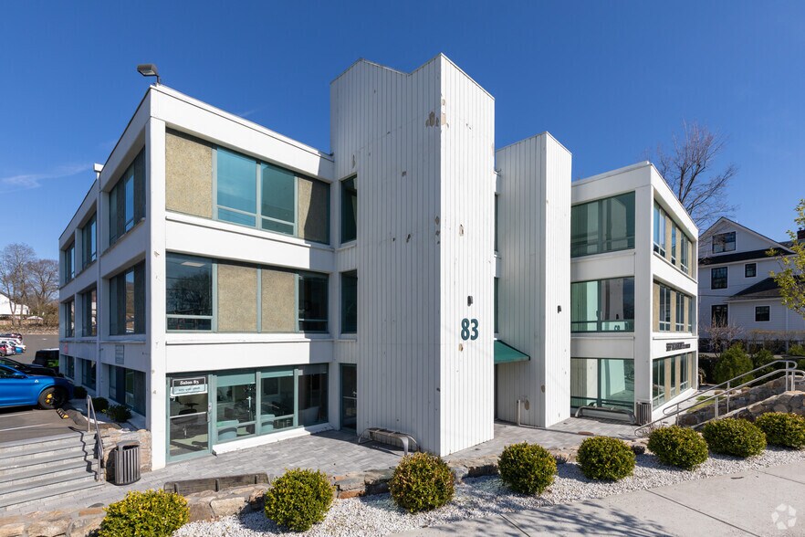 Primary Photo Of 83 East Ave, Norwalk Medical For Lease
