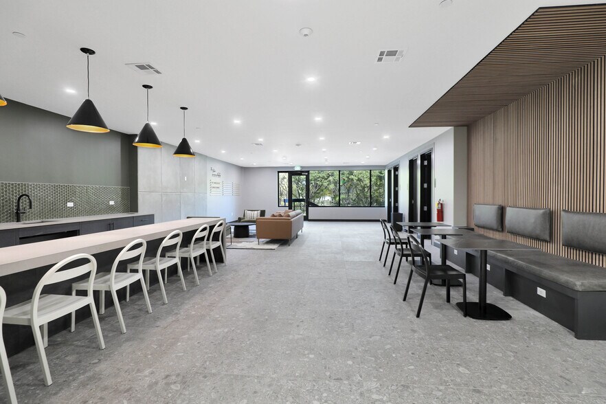 More Photos Of 400 N Allen Dr, Allen Office For Sale