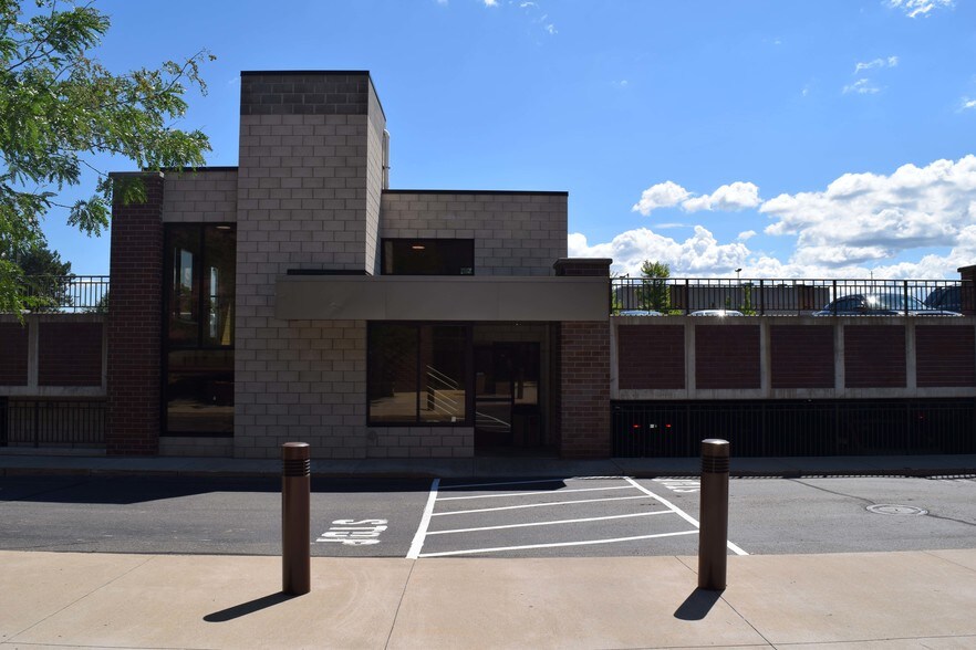 More Photos Of 34119 W 12 Mile Rd, Farmington Hills Loft Creative Space For Lease