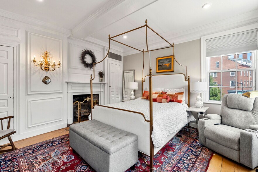 More Photos Of 314 Essex St, Salem Specialty For Sale