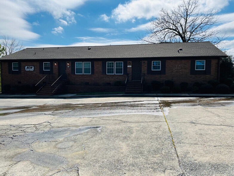 More Photos Of 110 Liberty Ln, Indian Trail Flex For Sale