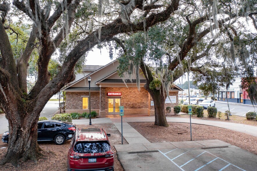 More Photos Of 5880 Rivers Ave, North Charleston Medical For Sale