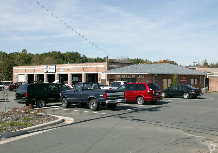 More Photos Of 2560 Old Glory Rd, Clemmons Auto Repair For Lease