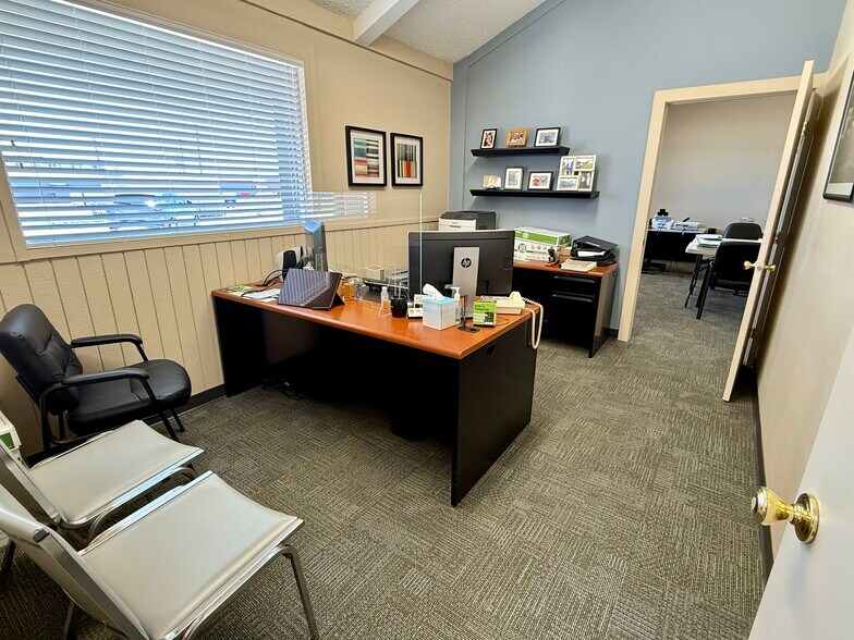 More Photos Of 2120 N 14th St, Ponca City Freestanding For Lease