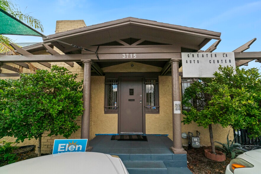 More Photos Of 3713-3715 Clifton Pl, Montrose Auto Repair For Sale
