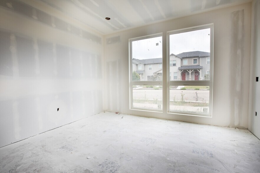 More Photos Of 1048-1056 W Wasatch Spring Rd, Kamas Office For Sale