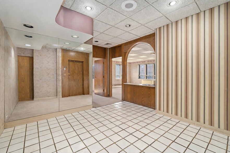 More Photos Of 609 Farmington Ave, Hartford Medical For Lease