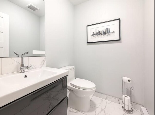 More Photos Of 10 Rue Roux, Sainte-therese Office For Lease