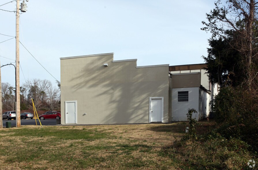 More Photos Of 21945 Three Notch Rd, Lexington Park Office For Lease