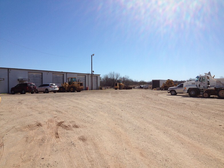 More Photos Of 2895 E US Highway 80, Abilene Warehouse For Lease