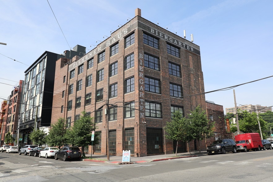 More Photos Of 1422 Grand St, Hoboken Loft Creative Space For Lease