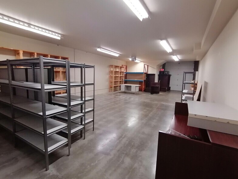 More Photos Of 6660 Graybar Rd, Richmond Warehouse For Sale