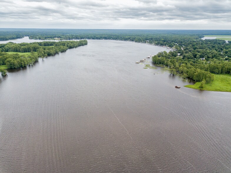 More Photos Of 9100 Wilcox Neck Rd, Charles City Marina For Lease