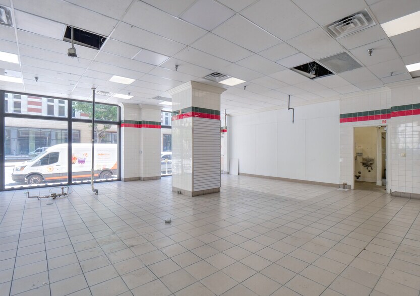 More Photos Of 500 W 7th St, Los Angeles Apartments For Lease