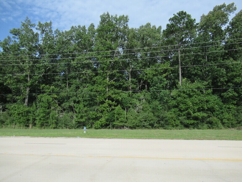 More Photos Of 943 Conroe Park West Dr, Conroe Land For Sale