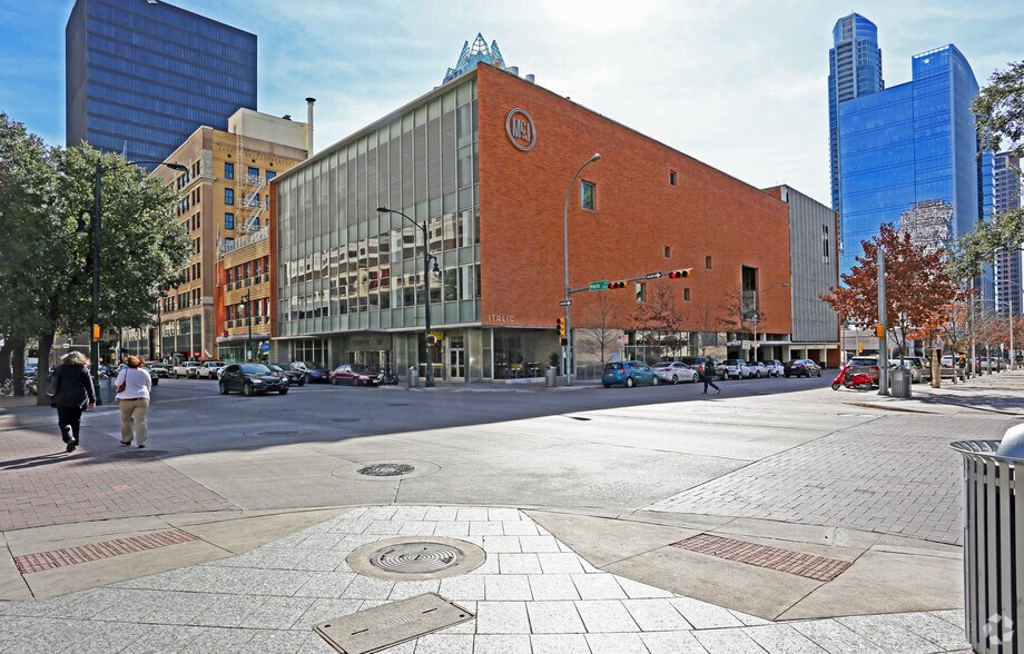 Primary Photo Of 121 W 6th St, Austin Office For Lease
