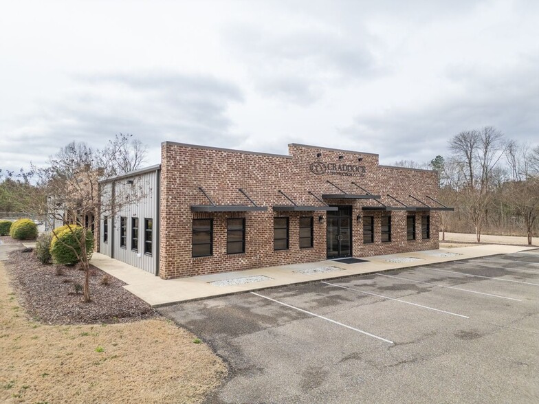 Primary Photo Of 654 Old Mayhew Rd, Starkville Office For Sale