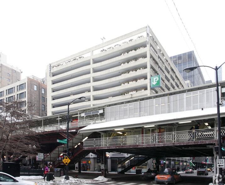 More Photos Of 21-31 E Adams St, Chicago Parking Garage For Lease