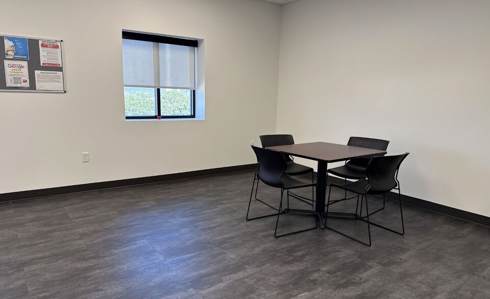 More Photos Of 6228 Bandera Rd, San Antonio Medical For Sale