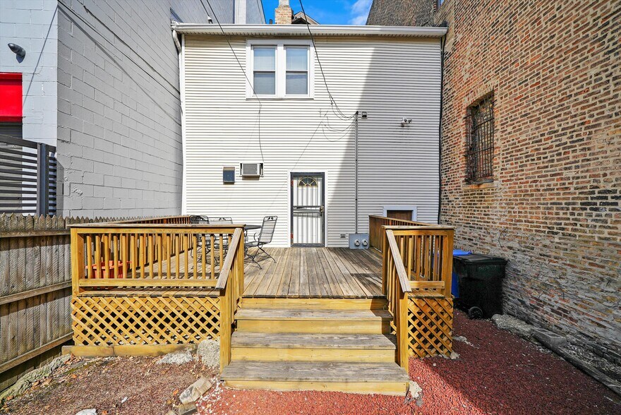 More Photos Of 1303 W Chicago Ave, Chicago Storefront Retail Residential For Sale