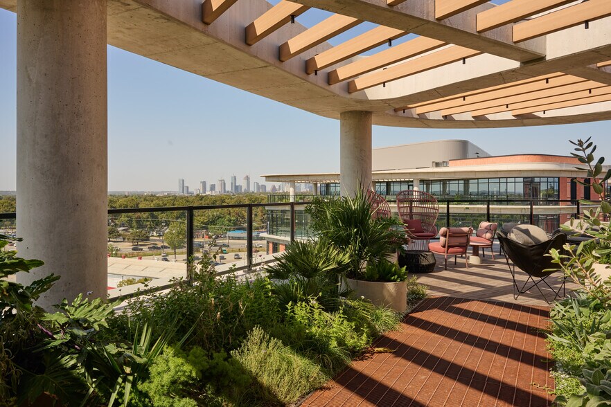 More Photos Of 1017 Springdale Rd, Austin Unknown For Lease