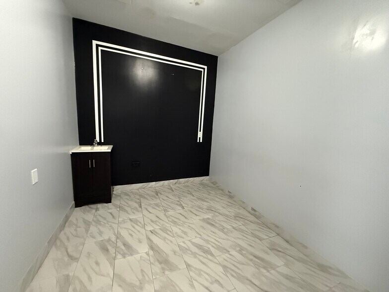 More Photos Of 86-17 Sutter Ave, Ozone Park Storefront Retail Residential For Sale