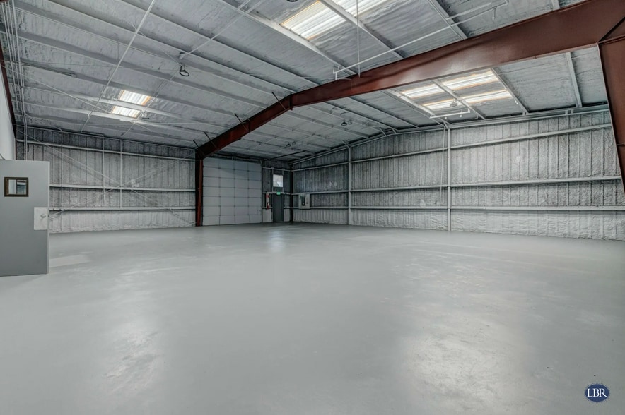 More Photos Of 420 Shearer Blvd, Cocoa Manufacturing For Lease