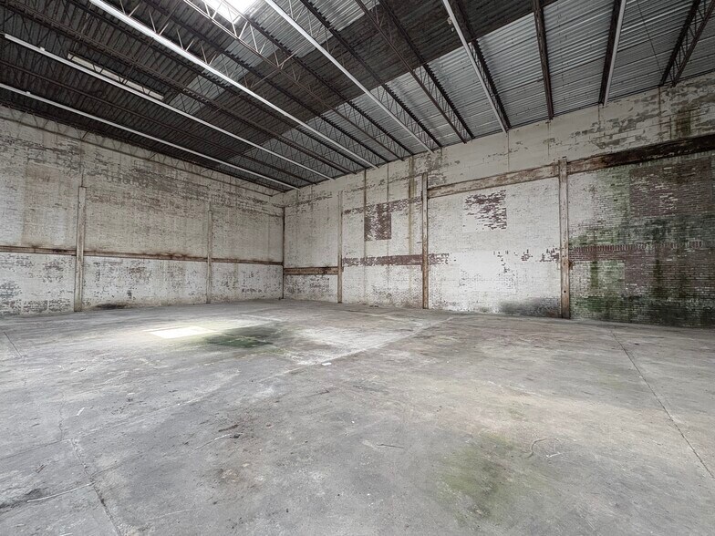 More Photos Of 200 White Horse Pike, Egg Harbor City Flex For Sale