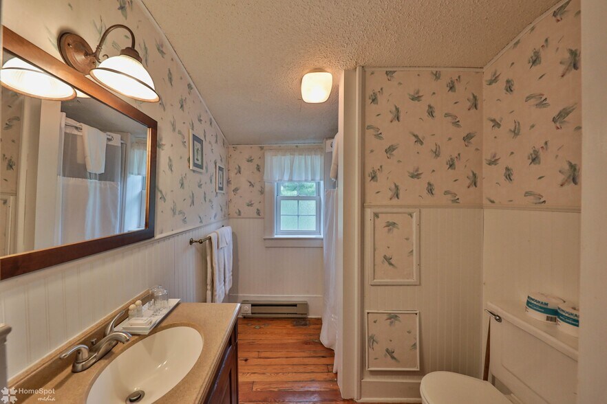 More Photos Of 2468 Route 390, Canadensis Hospitality For Sale
