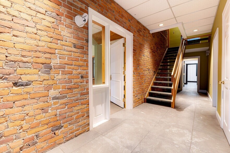 More Photos Of 13-15 Bold St, Hamilton Office Residential For Sale