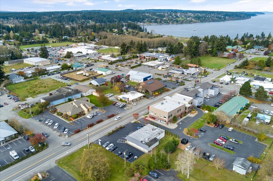 More Photos Of 5589 Harbor Road Rd, Freeland Office Residential For Sale