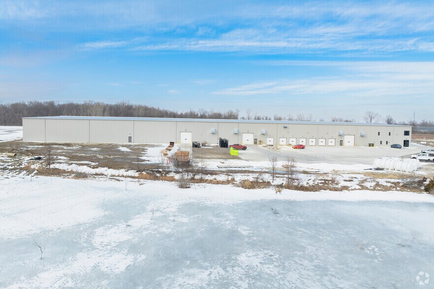 More Photos Of 2803 Wayne Haven St, Fort Wayne Manufacturing For Lease