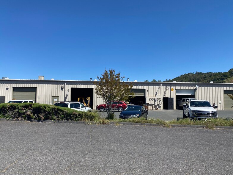 More Photos Of 19506 Industrial Dr, Sonora Warehouse For Lease