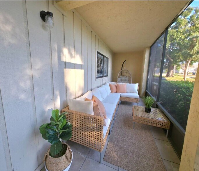 More Photos Of 3700 BENEVA Rd, Sarasota Apartments For Sale