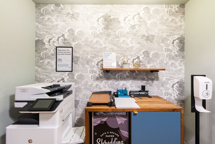 More Photos Of 8 W 126th St, New York Coworking Space