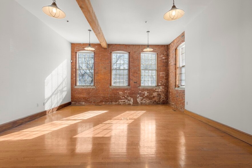 More Photos Of 495 Blake St, New Haven Office For Lease