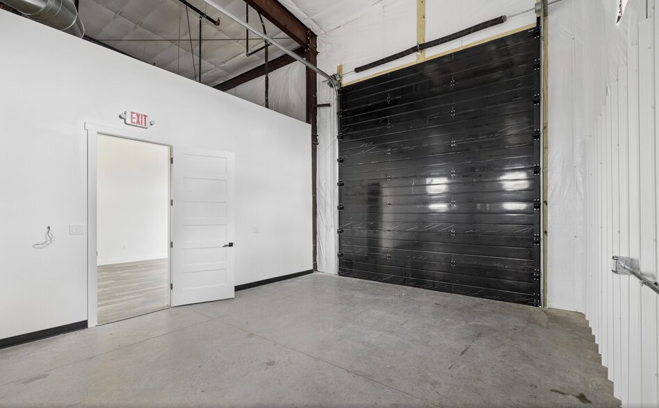 More Photos Of 1552 Boston st, Lehi Industrial For Lease