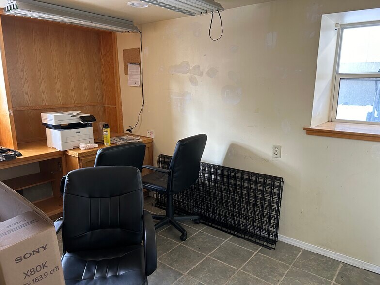More Photos Of 901 N San Francisco St, Flagstaff Medical For Lease
